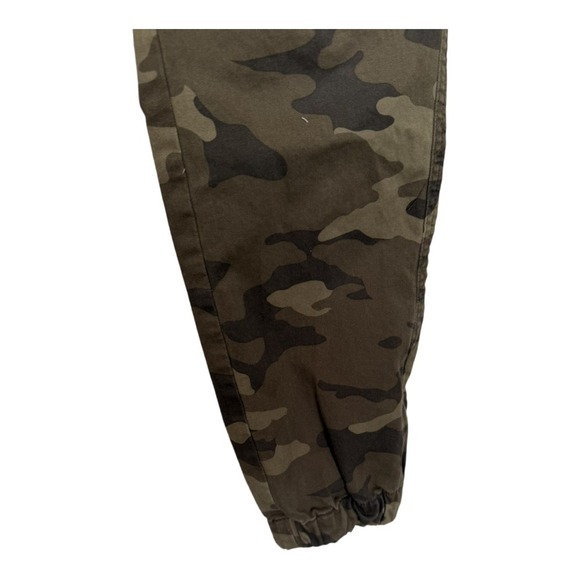 Banana Republic Camo Cargo Joggers Size 0 Short Military Style - Picture 2 of 5